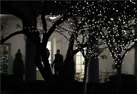 [포토]오바마, 백악관에서 맞는 '라스트 크리스마스'