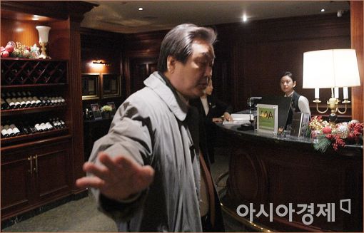 [포토]김무성, "추미애 대표와 회동은 비공개"