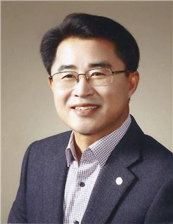 최경환 의원,  "5·18 왜곡한 국정교과서 폐기해야"