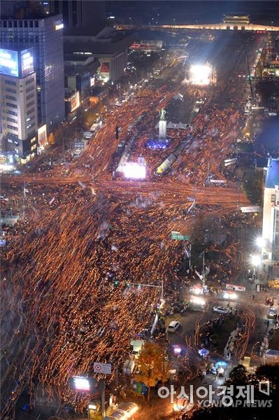 촛불집회가 열리고 있는 광화문 광장. 사진=아시아경제DB