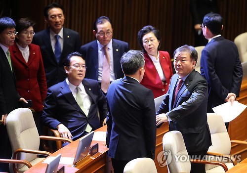 표창원 "새누리당의 고소, 정치적 무리수일 뿐…"