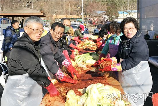 보성군 문덕면 희망드림협의체, 사랑의 김장 나눔 활동