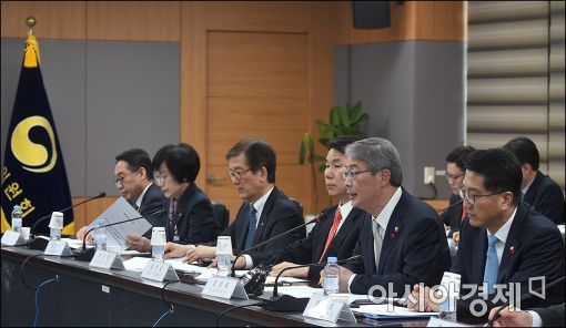 [포토]발언하는 임종룡 금융위원장