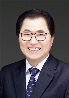 신우철 완도군수, 2016년 풀뿌리 자치대상 수상