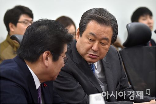 [포토]심각한 김무성 전 대표