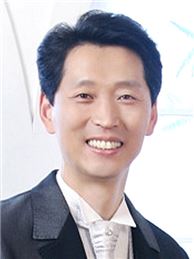 류 훈 교수