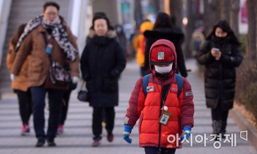 [포토]강추위 등굣길