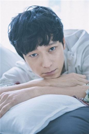 ‘외증조부 친일파 논란’ 강동원 “외할머니, 독립유공자의 자손”…네티즌 “묘한 상황이네”