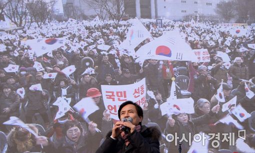 [포토]김진태 의원의 열렬한 지지층