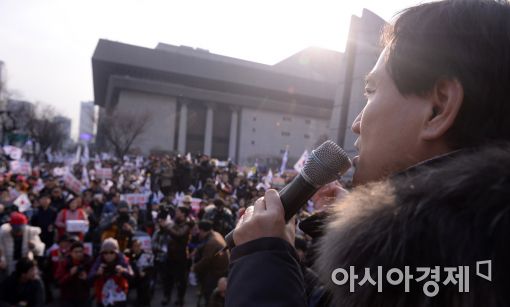 [포토]김진태 "우리도 100만 집회"