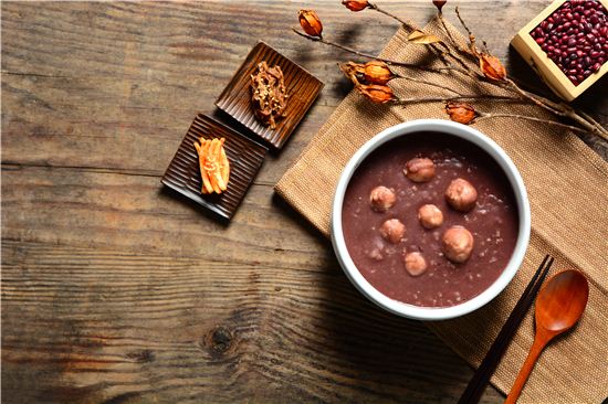 1년 중 가장 밤이 길다는 동지, 팥죽 먹는 이유 '건강에도 좋네'