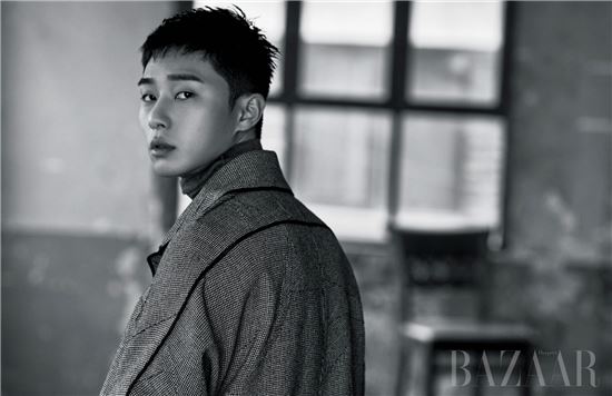 배우 박서준  '쌈 마이웨이' 남자 주인공 물망에 올랐다./ 사진=하퍼스 바자 코리아