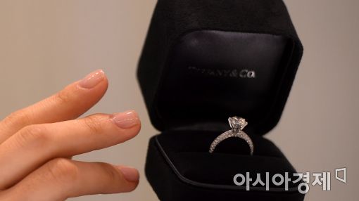 [포토]'티파니 탄생 130주년 다이아몬드 반지'