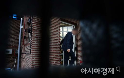 [포토]특검, 김기춘 자택 압수수색 