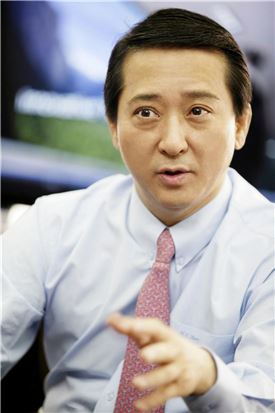 권영수 LG유플러스 부회장, 봉사활동으로 새해 첫 업무 시작