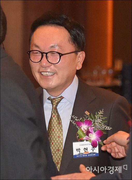 [포토]금융인 신년인사회 참석하는 박현주 회장