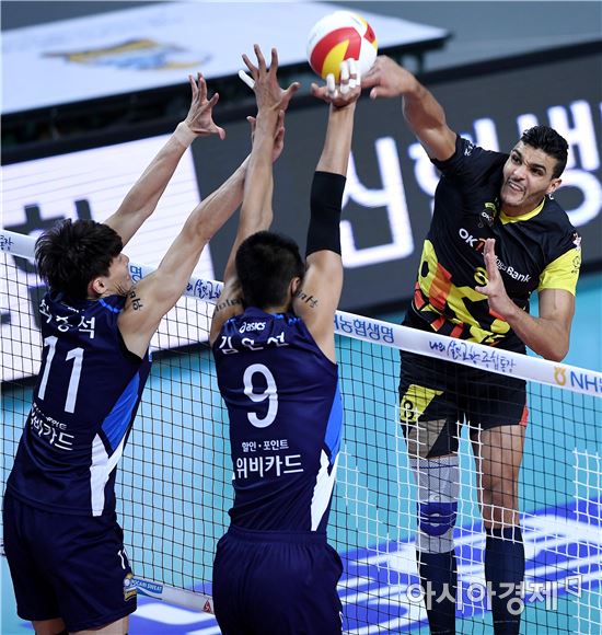 [포토]모하메드, '블로킹도 소용없어'