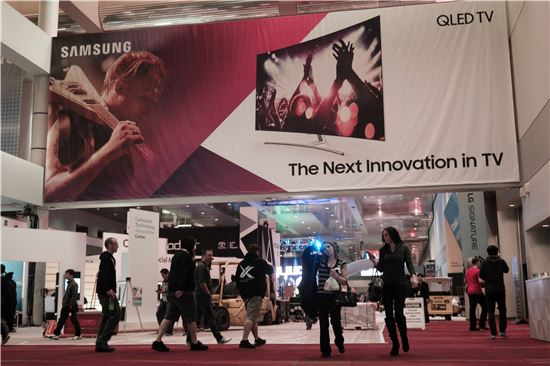 [CES 2017] 삼성, 최대 전시공간…QLED TV 등 혁신제품 공개 