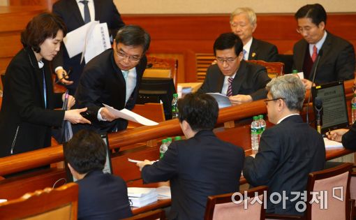 [포토]변론 준비하는 박근혜 대통령 법률대리인단