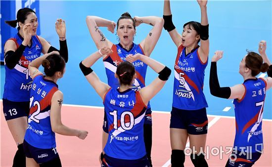 [포토]도로공사 헐리, '짜릿한 블로킹 득점'