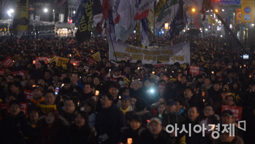 [포토]'꺼지지 않는 촛불민심'