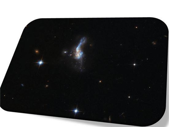 ▲허블우주망원경이 포착한 초고광도 적외선 은하.[사진제공=NASA]