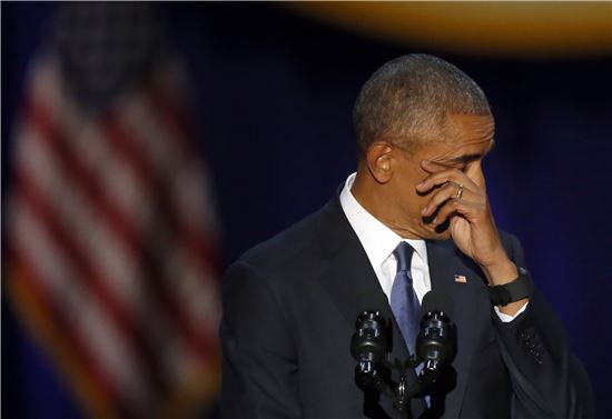 [포토] 미셸에게 감사하는 오바마의 눈물