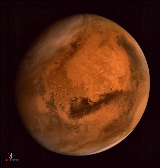 인도의 화성 탐사선에 탑재된 카메라가 포착한 화성 이미지(사진=ISRO).
