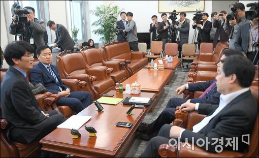 [포토]회동 갖는 4당 원내수석부대표