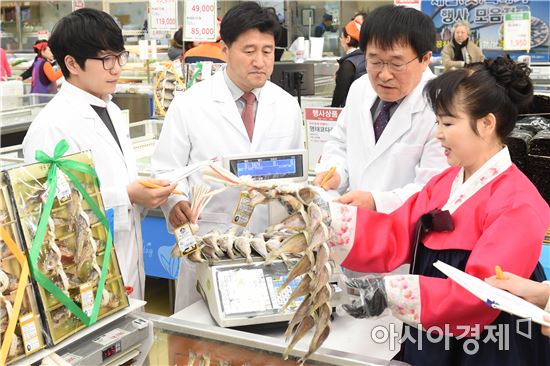 김병문 농협유통 대표, 설 선물세트·제수용품 특별점검 나서