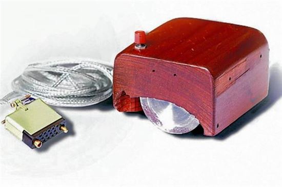 마우스를 마우스라고 이름 붙인 이는 누구