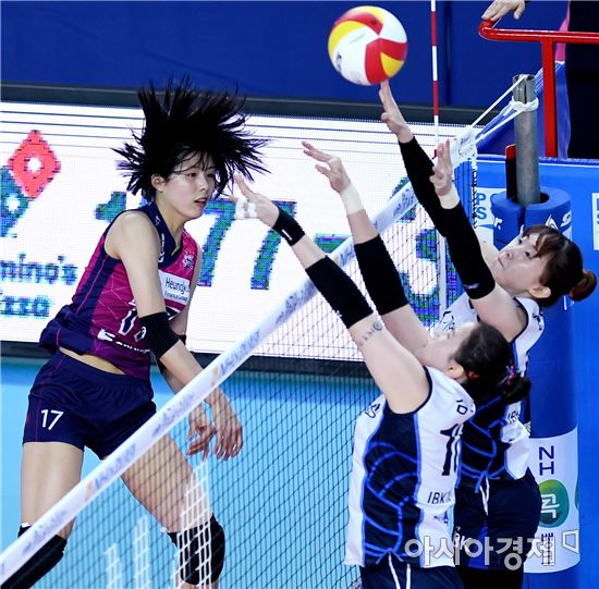 [포토]이재영, '터치아웃 득점'