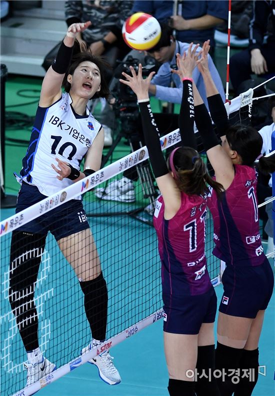 [포토]박정아, '막을 테면 막아봐'