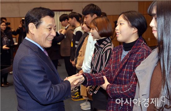 윤장현 광주시장, 제1대 광주광역시 어린이·청소년의회 개원 참석