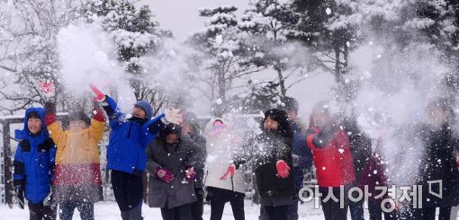[포토]'야호~ 개학이다'