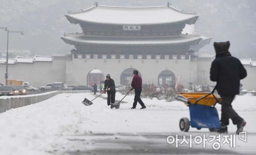 [포토]'언제 다 치우나' 