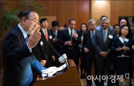 [포토]주한 외교단 만나는 반기문 전 총장