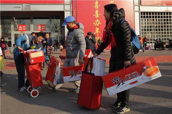 춘제로 들뜬 중국…여행객 늘며 中 항공사들도 특수