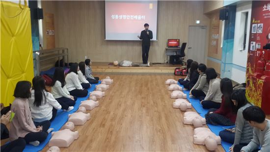 성동구 새내기 공무원 15명 행정현장 교육 