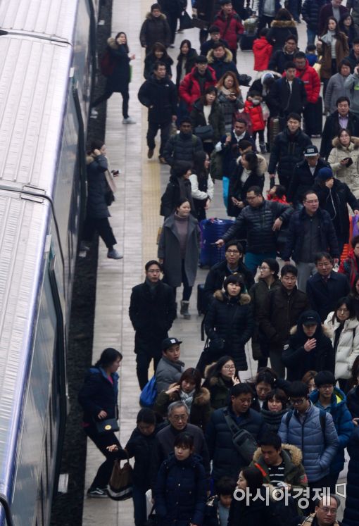 [포토]'아쉬운 마음 뒤로 한 채'