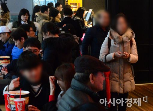 [포토]설 연휴, '영화 한 편'