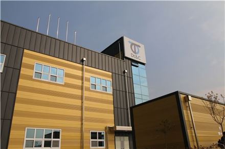 ▲ 디티앤씨 본사 전경