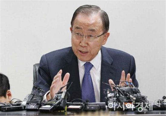 [포토]반기문, '개헌추진협의체 제안'