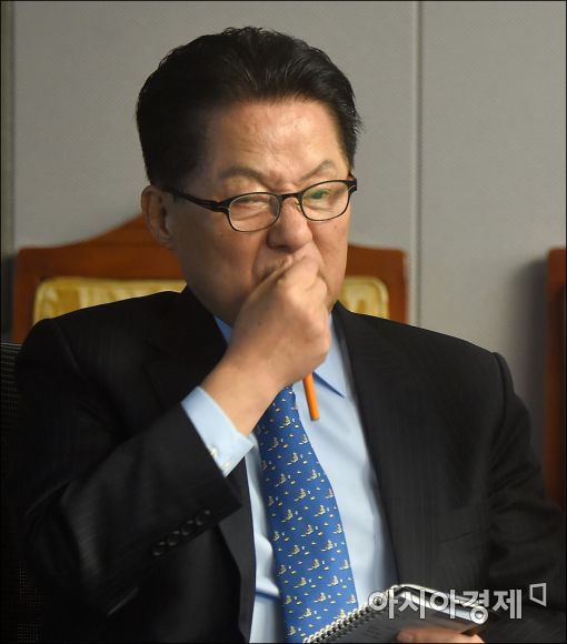 "황교안 반드시 국회 출석해야" 박지원 국민의당 대표 비판