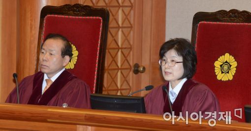 한국당 "이정미 후임 지명 당연…대법원 결정 존중"