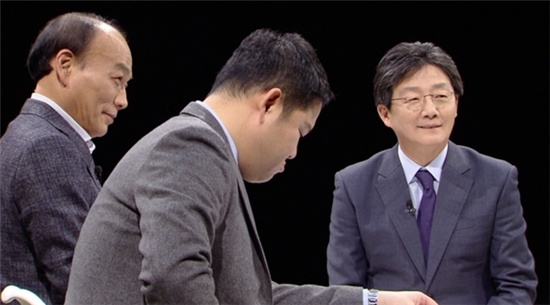 JTBC '썰전'에 출연한 유승민 바른정당 의원/사진=JTBC 제공