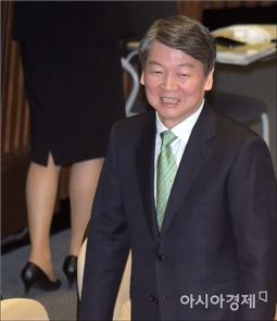 [포토]안철수의 '미소'