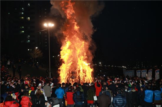 2017. 도봉구 정월대보름 한마당 개최
