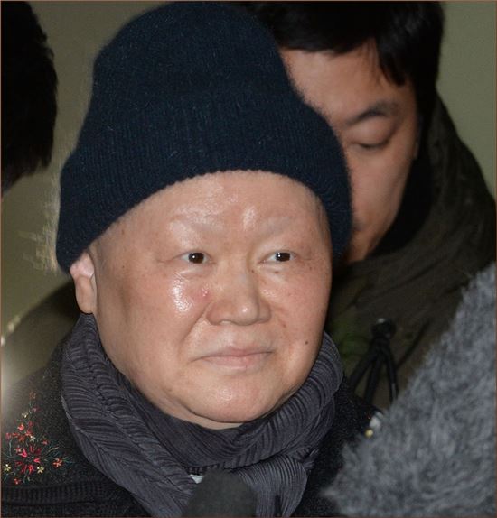 특검, ‘안종범 뇌물 혐의’ 박채윤씨 다시 불러 조사