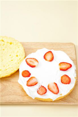 「오늘의 레시피」딸기 생크림케이크